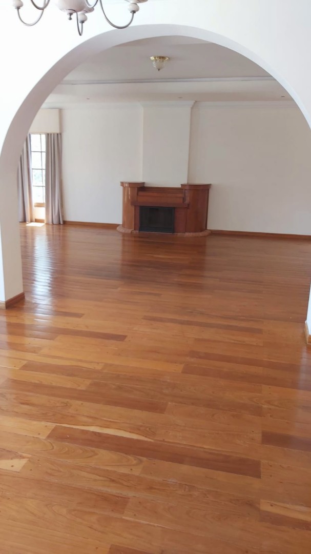 Casa ELEGANTE CASA EN ALQUILER EN CALACOTO - IDEAL PARA EMBAJADAS Foto 5