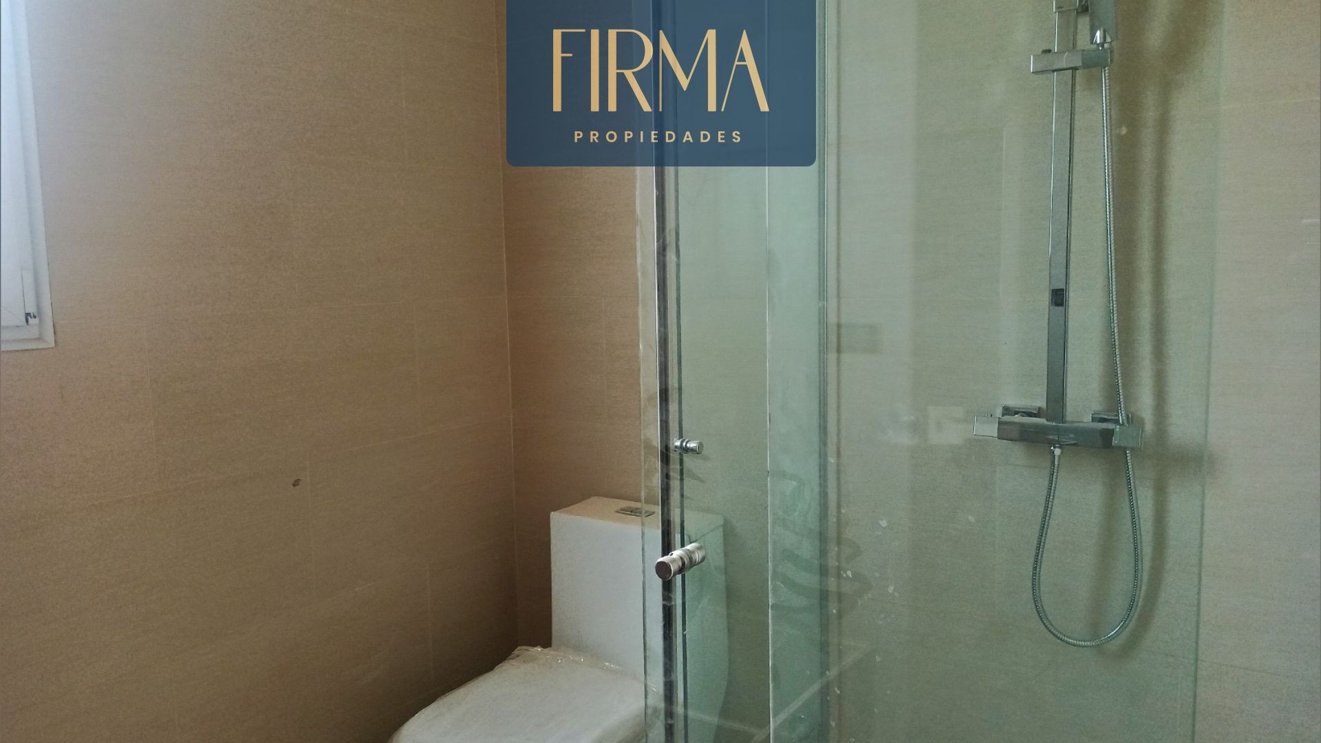 Departamento en Calacoto en La Paz 3 dormitorios 4 baños 1 parqueos Foto 8