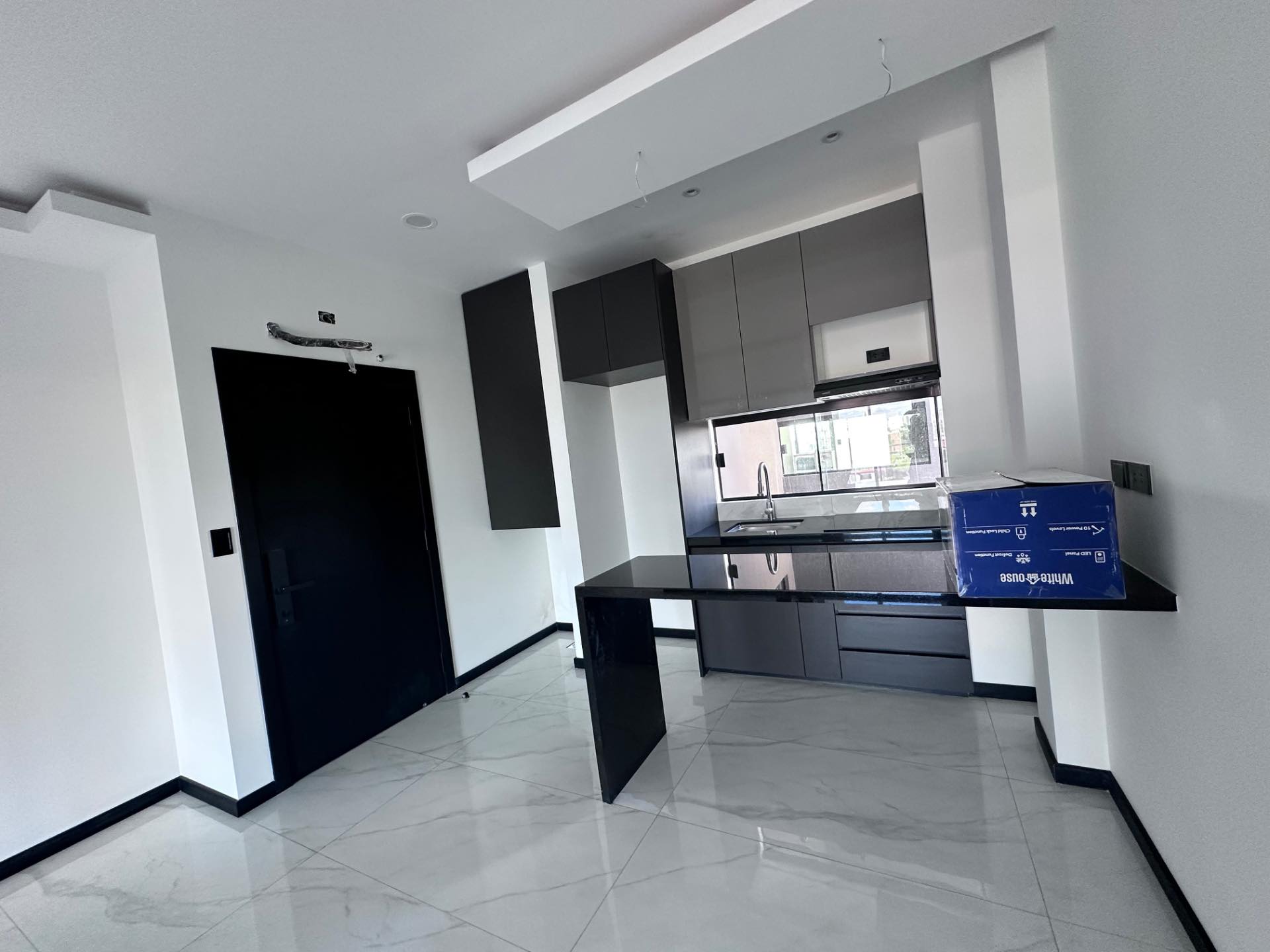 Departamento en AlquilerCanal Isuto y Equipetrol 1 dormitorios 1 baños  Foto 1