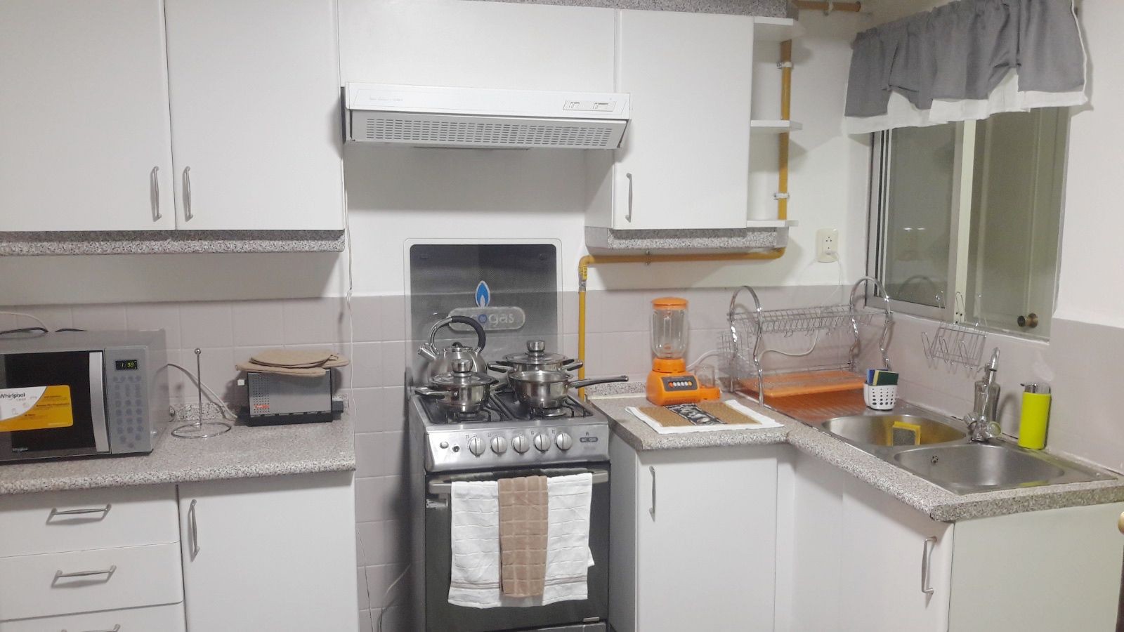 Departamento Sopocachi, Av. Arce excelente ubicación  Foto 7