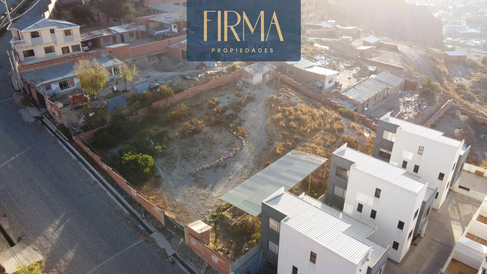 TERRENO EN VENTA EN EL PEDREGAL CON DISEÑO APROBADO