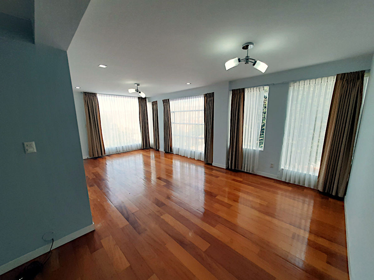 En Alquiler a $us 600 Foto 1