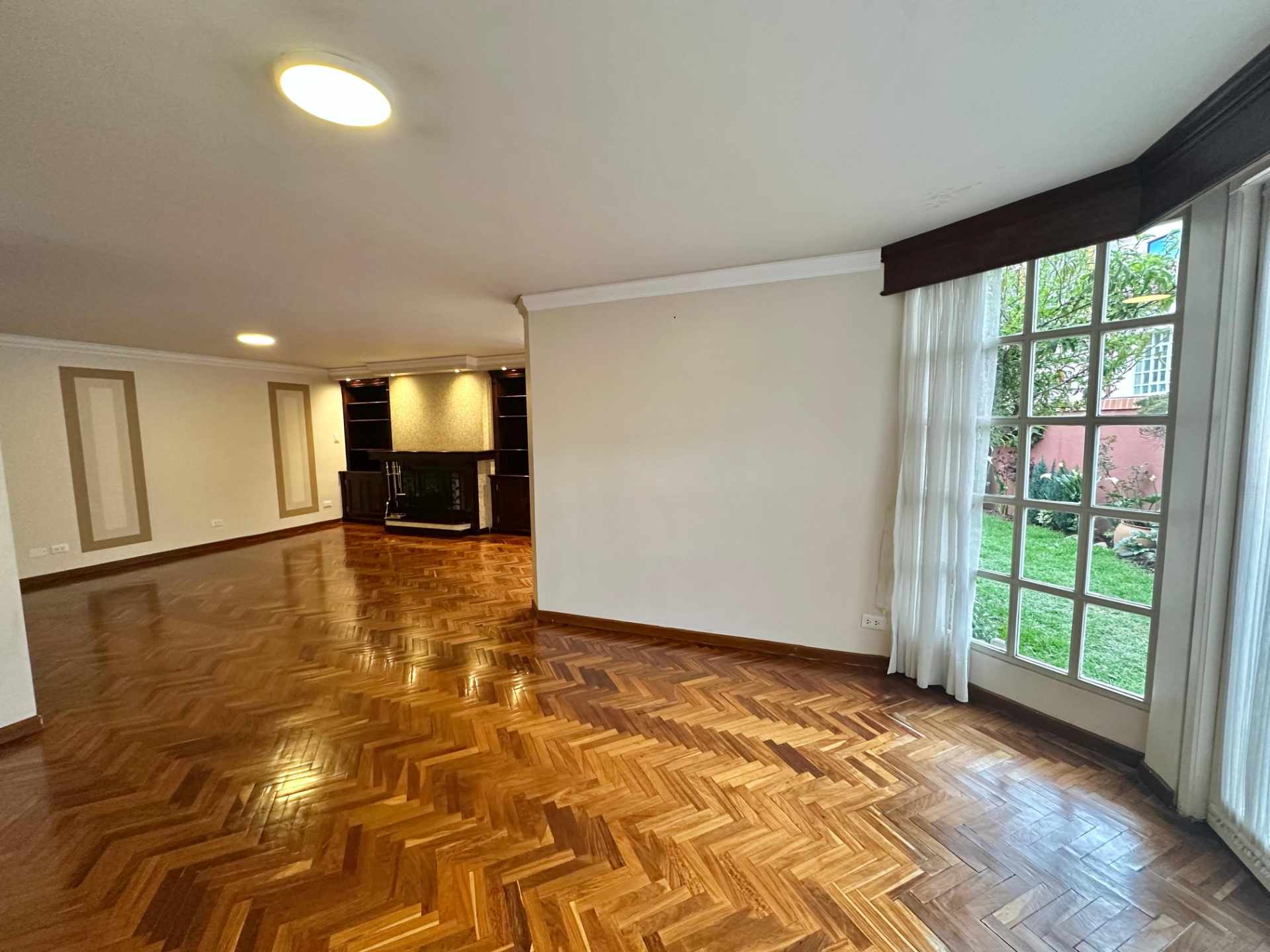 Casa en VentaCALACOTO, CALLE 21 4 dormitorios 5 baños 3 parqueos Foto 17