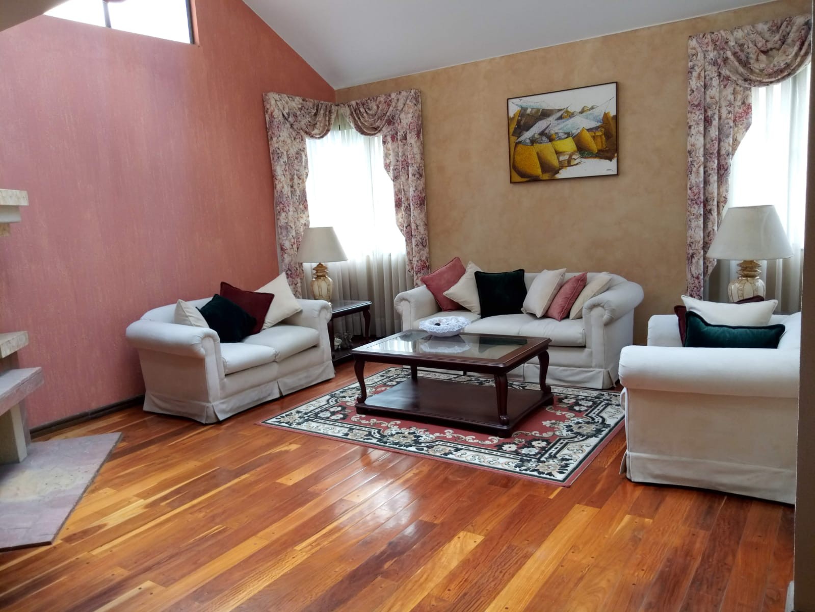 Casa en Venta‼️Compra está bella casa en Esquina de Achumani‼️ Sector la Barqueta. 4 dormitorios 5 baños 5 parqueos Foto 6