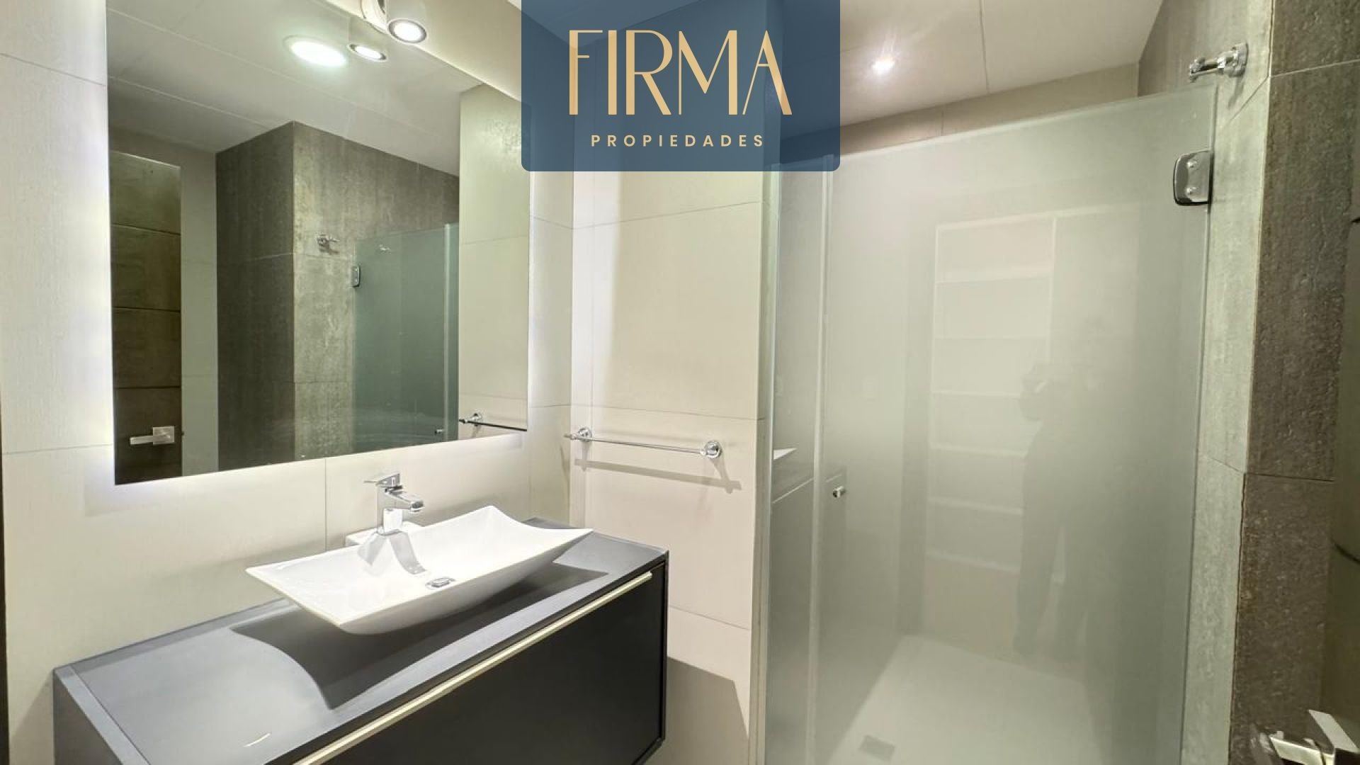 En Venta a $us 240,000 Foto 14