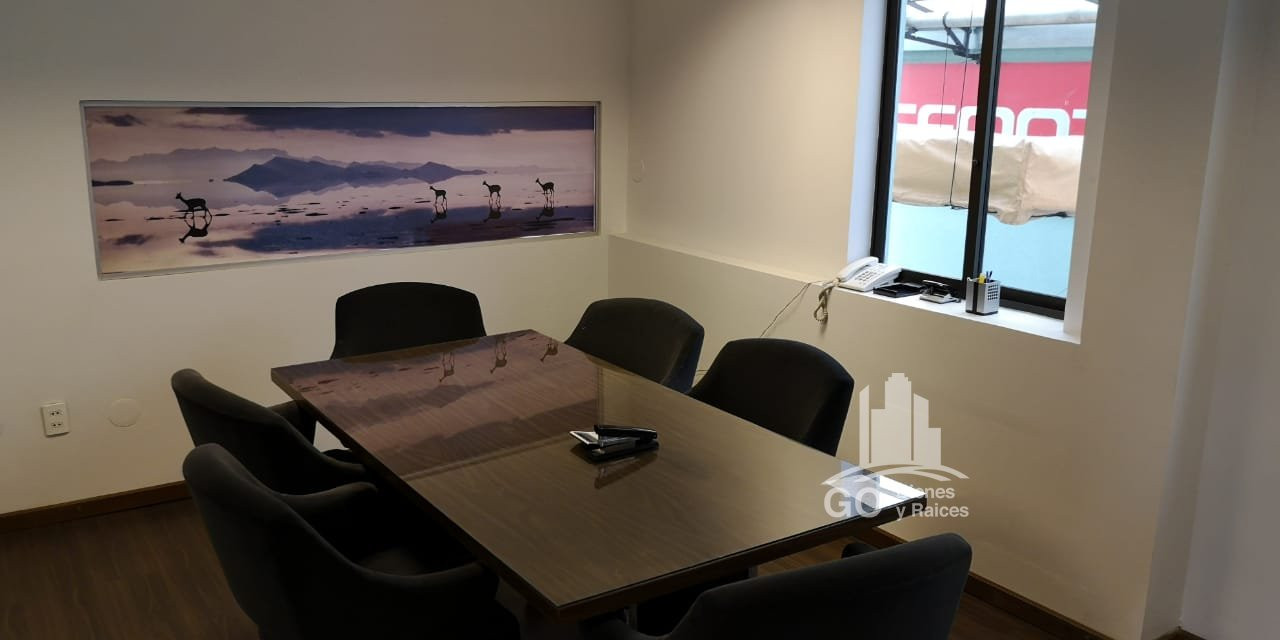 Casa en Achumani en La Paz 9 dormitorios 5 baños 5 parqueos Foto 6