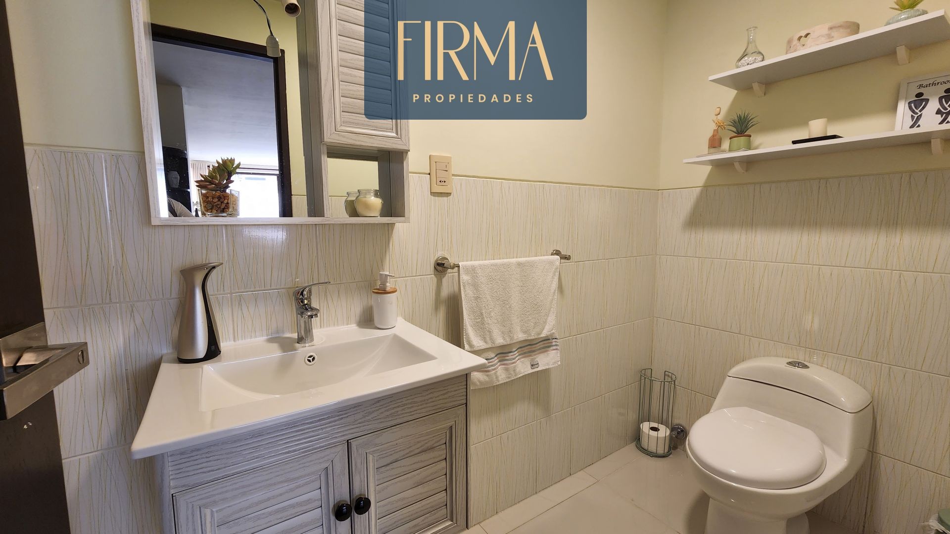 En Venta a $us 120,000 Foto 12