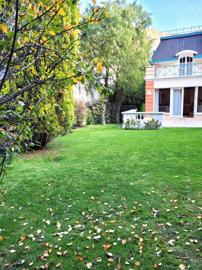 En Alquiler a $us 2,100 Foto 2