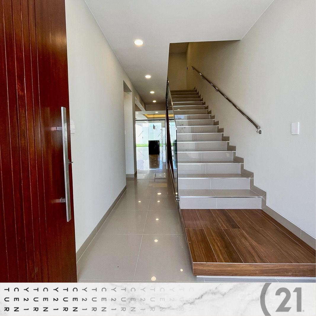 Casa en VentaCasa a estrenar en venta (Av. Alemana 7mo. anillo) 4 dormitorios 3 baños 2 parqueos Foto 18