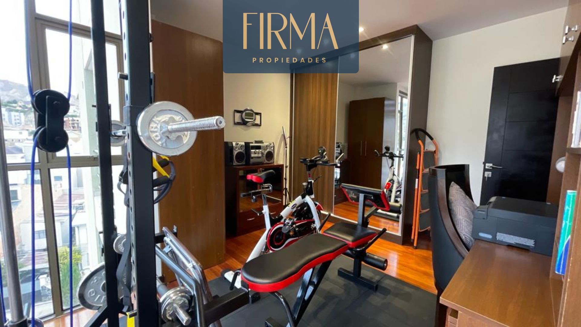 En Alquiler a $us 1,500 Foto 2