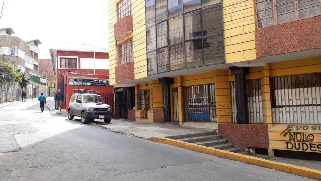 Local comercial en AlquilerEcuador esquina Aspiazu Sopocachi 3 dormitorios 1 baños 1 parqueos Foto 17