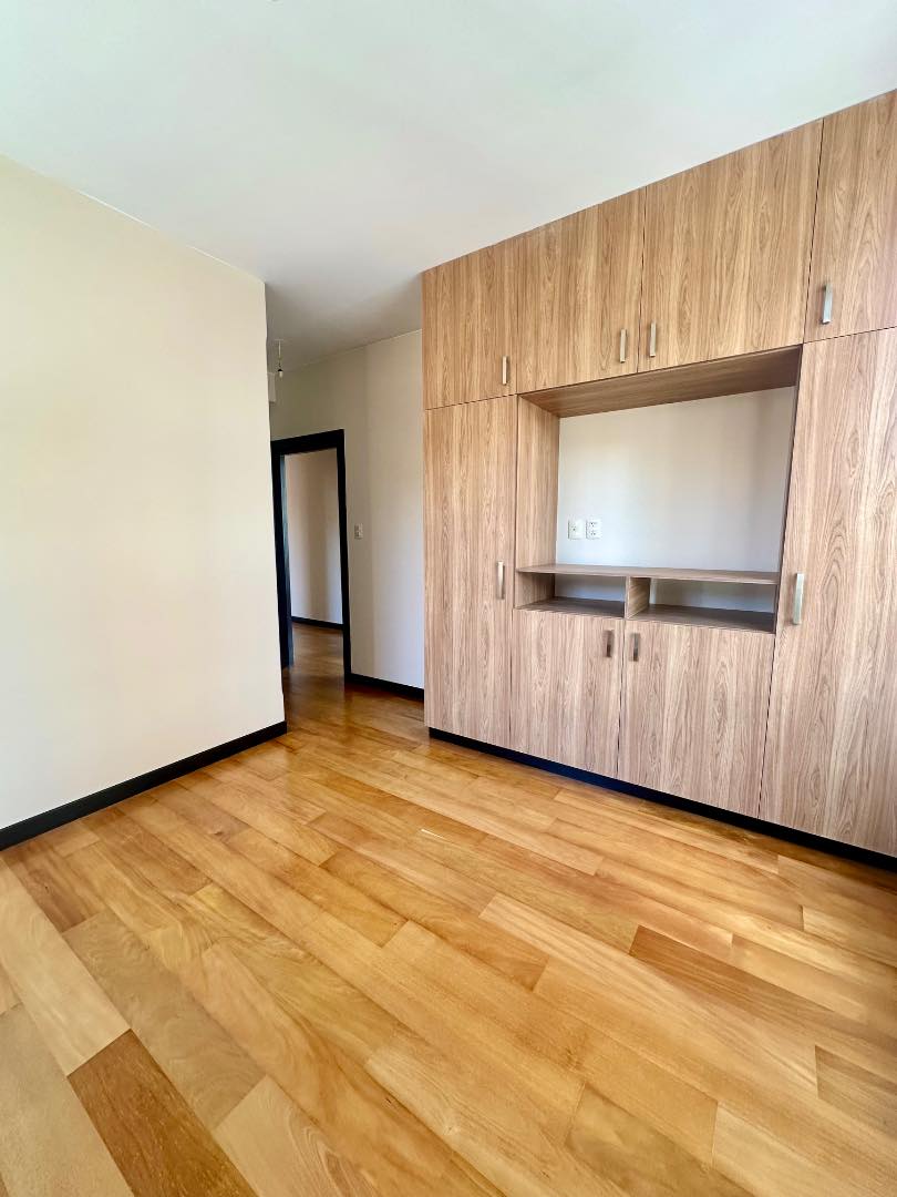 Departamento en AnticréticoObrajes, Av. Hernando Siles  Foto 5