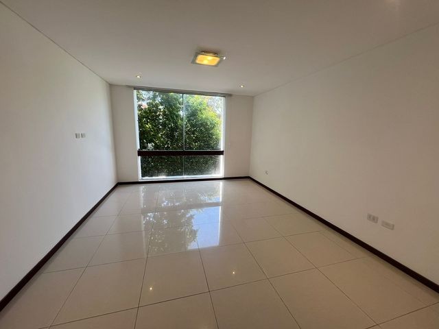 Casa en AlquilerCONDOMINIO LOS BATOS DEL URUBO Foto 2