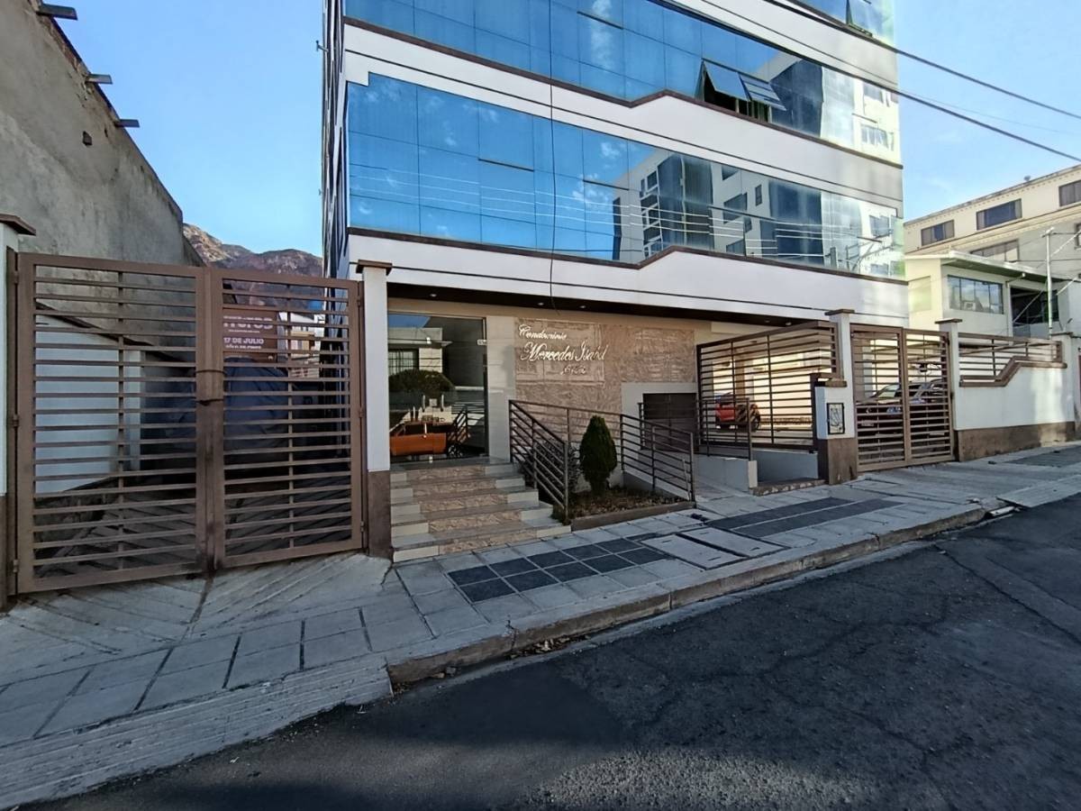 Departamento en VentaBAJO SEGUENCOMA T/C OFICIAL 3 dormitorios 4 baños  Foto 1