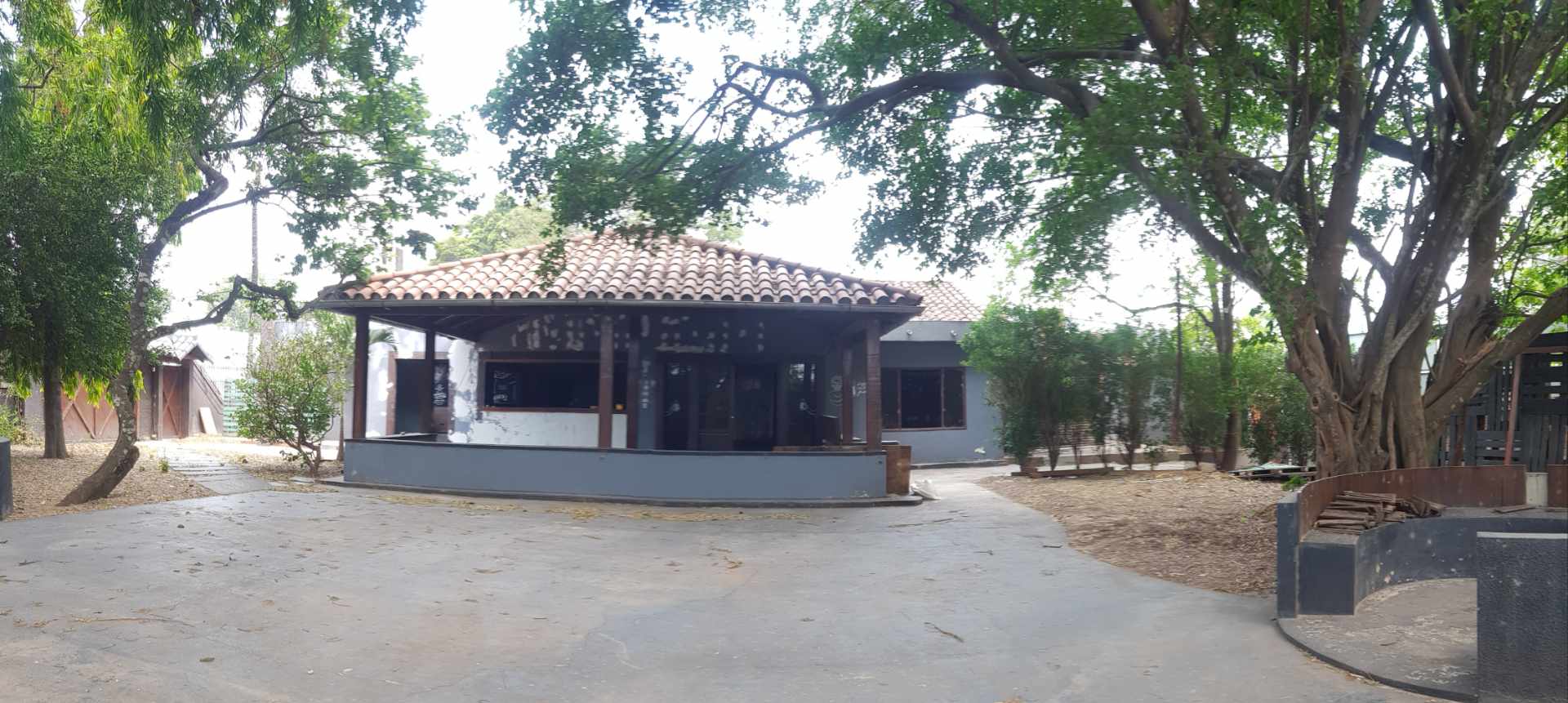 Casa en AlquilerBarrio Villa Brigida/zona Equipetrol Norte 3 dormitorios 4 baños 8 parqueos Foto 5