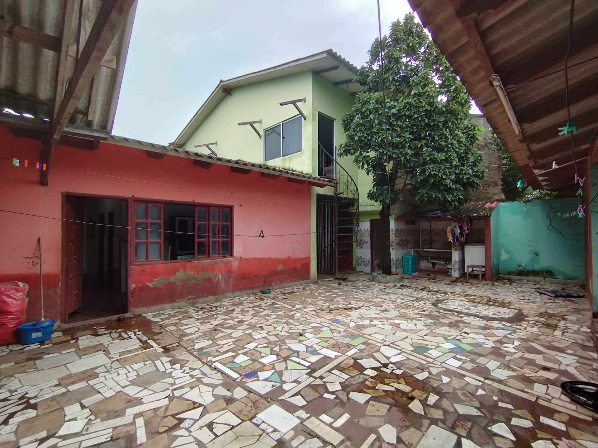 Casa en VentaAV. VIRGEN DE LUJAN BARRIO LOS CUSIS 4 dormitorios 4 baños 2 parqueos Foto 9