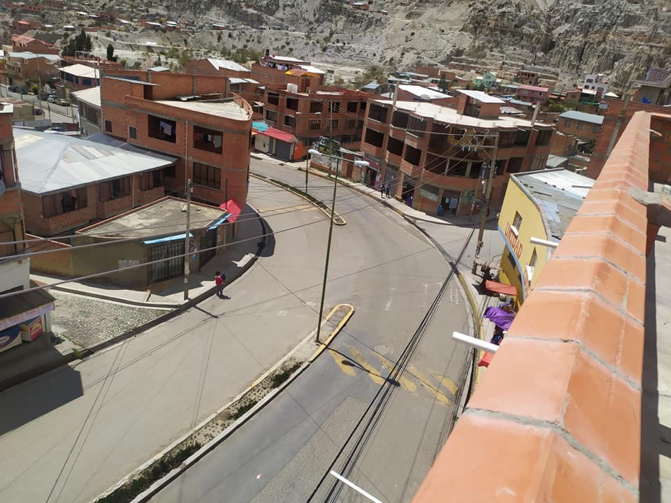 Casa en Obrajes en La Paz 6 dormitorios 4 baños 2 parqueos Foto 15