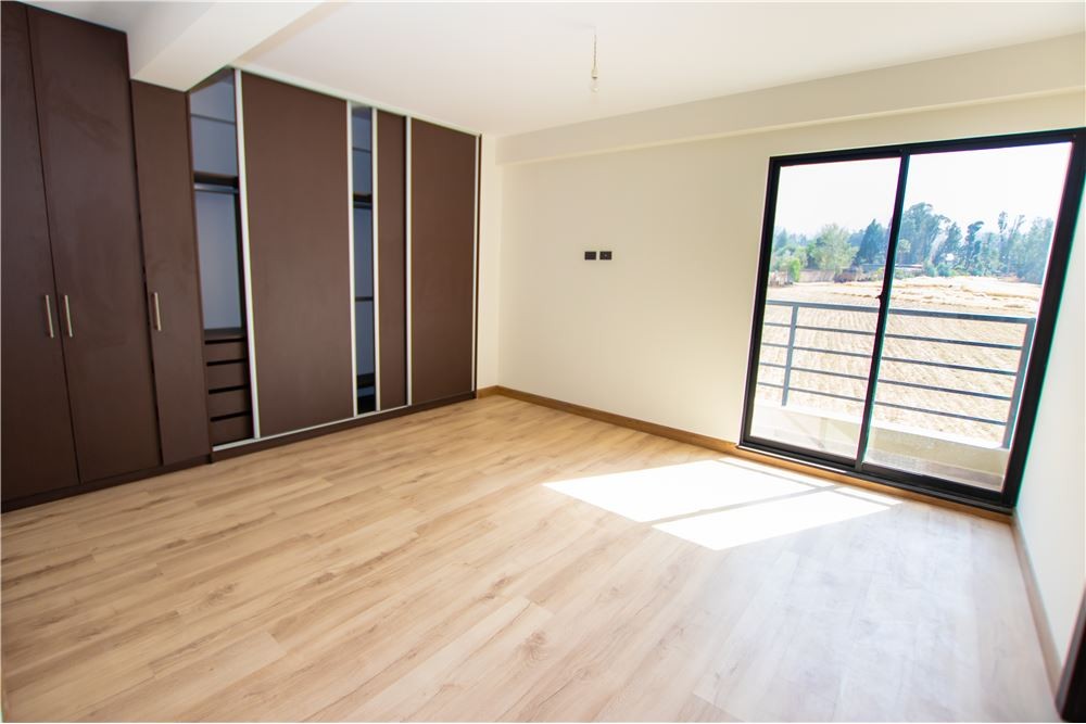 Departamento en Tiquipaya en Cochabamba 3 dormitorios 3 baños  Foto 7