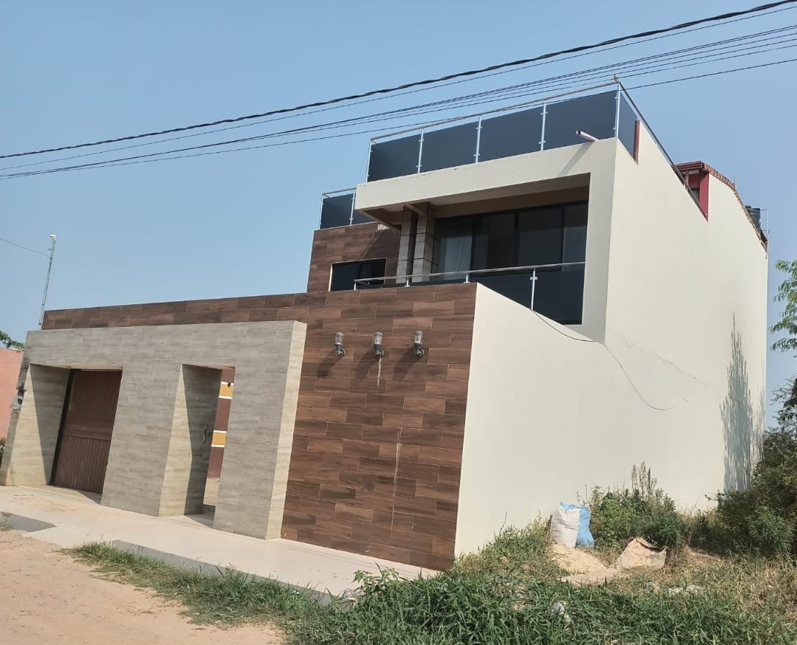 Casa en VentaChaparral ll, calle 4 cerca del aeropuerto 5 dormitorios 5 baños 1 parqueos Foto 2