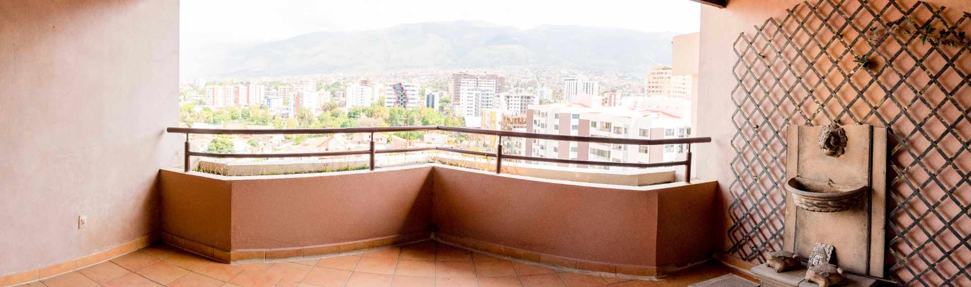 Departamento en Cala Cala en Cochabamba 4 dormitorios 5 baños 1 parqueos Foto 6