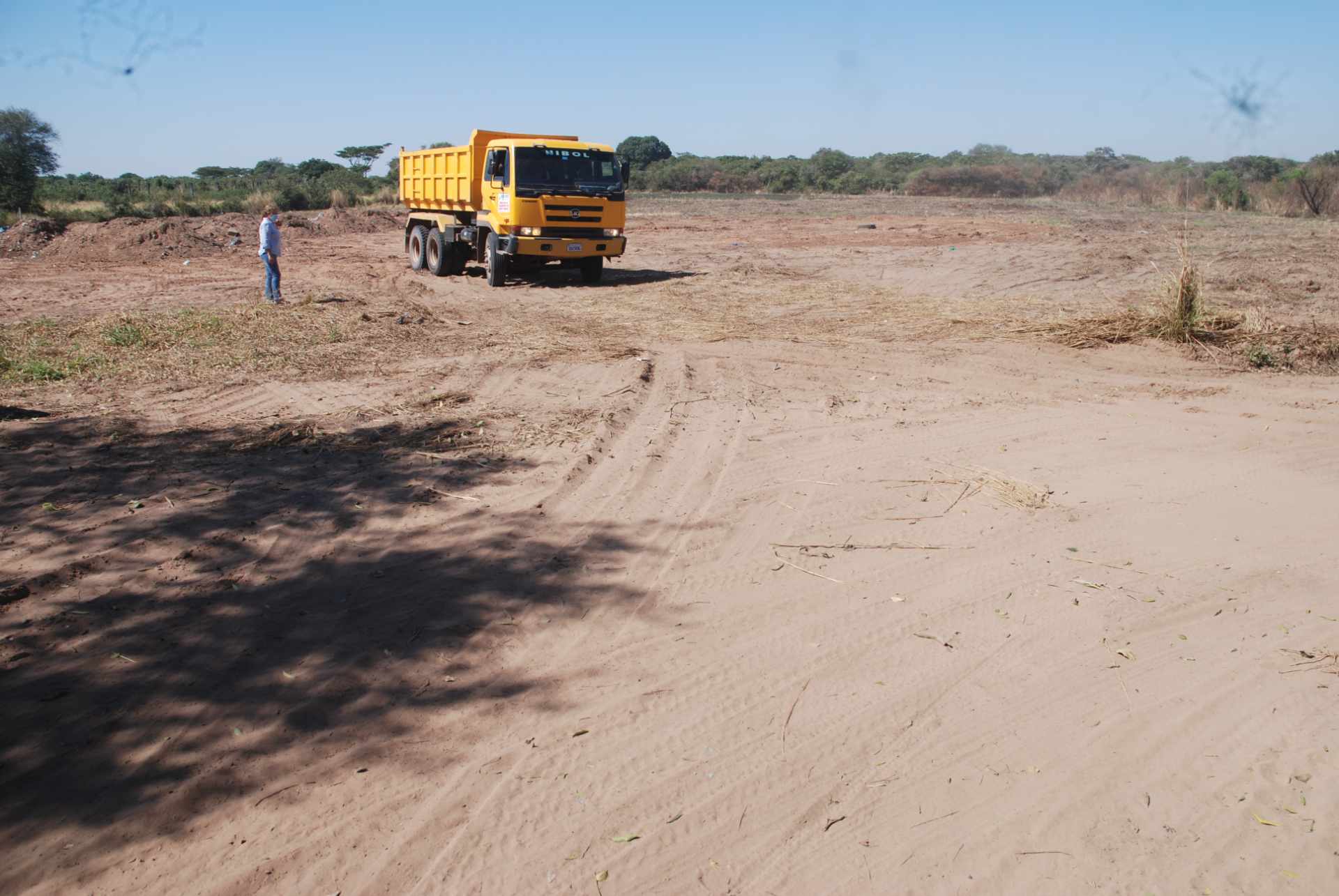 Terreno en VentaCotoca 2do anillo carretera a Pailon, cerca Cofrico Foto 3