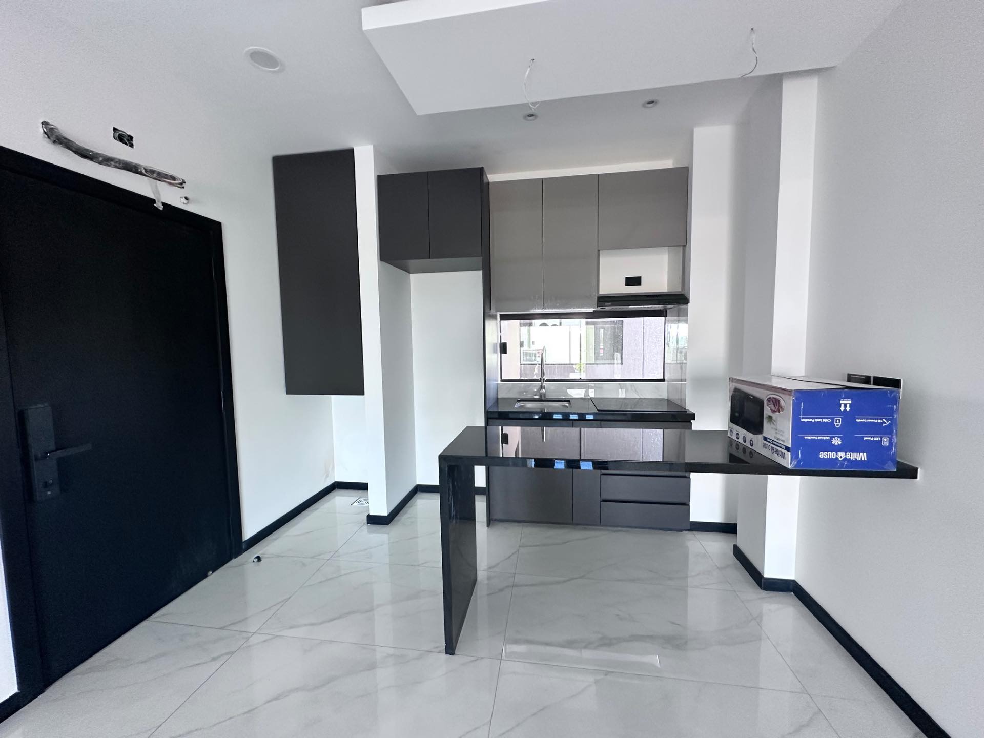Departamento en AlquilerCanal Isuto y Equipetrol 1 dormitorios 1 baños  Foto 6