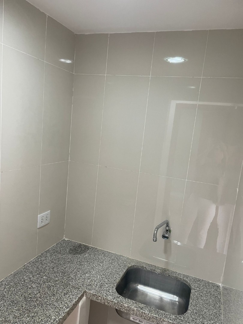 Oficina en Sirari en Santa Cruz de la Sierra 2 dormitorios 2 baños 3 parqueos Foto 2