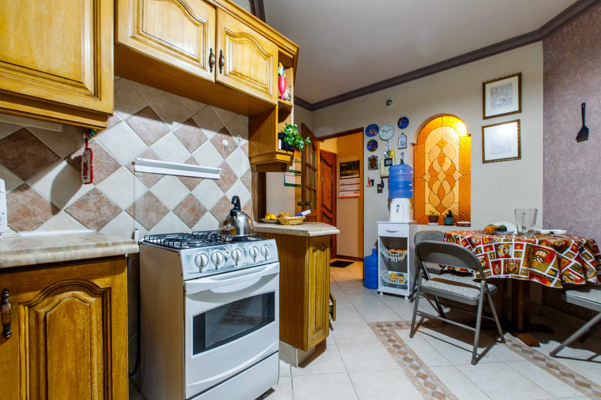 Departamento en VentaEdificio Torres del Sol, Av. Ballivian 838 entre Oruro y Ramón Rivero 2 dormitorios 3 baños 1 parqueos Foto 5