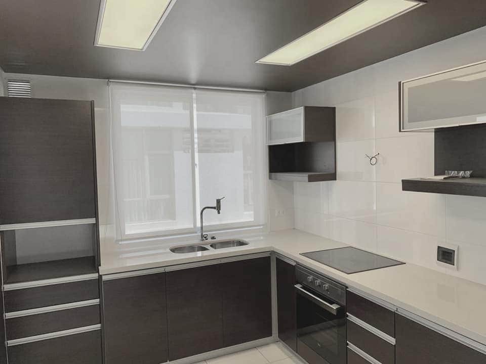 Departamento en VentaFinal Costanera de Calacoto 3 dormitorios 4 baños 2 parqueos Foto 2