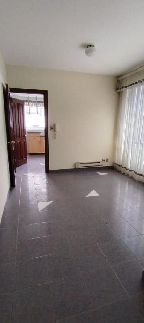 Departamento en AlquilerCALACOTO  3 dormitorios 4 baños 2 parqueos Foto 4