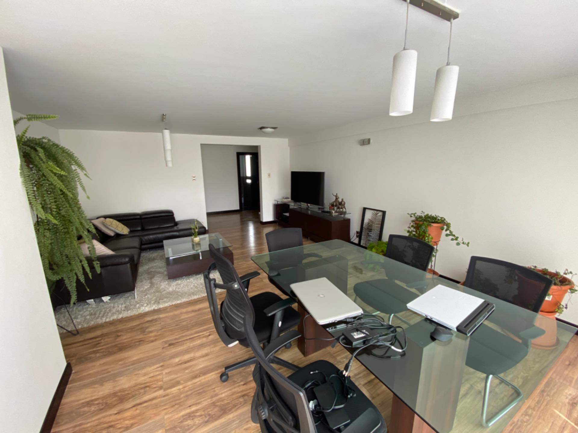 Departamento COTA COTA, 𝐄𝐗𝐂𝐄𝐋𝐄𝐍𝐓𝐄 𝐔𝐁𝐈𝐂𝐀𝐂𝐈𝐎́𝐍 - Calle 26 Foto 3