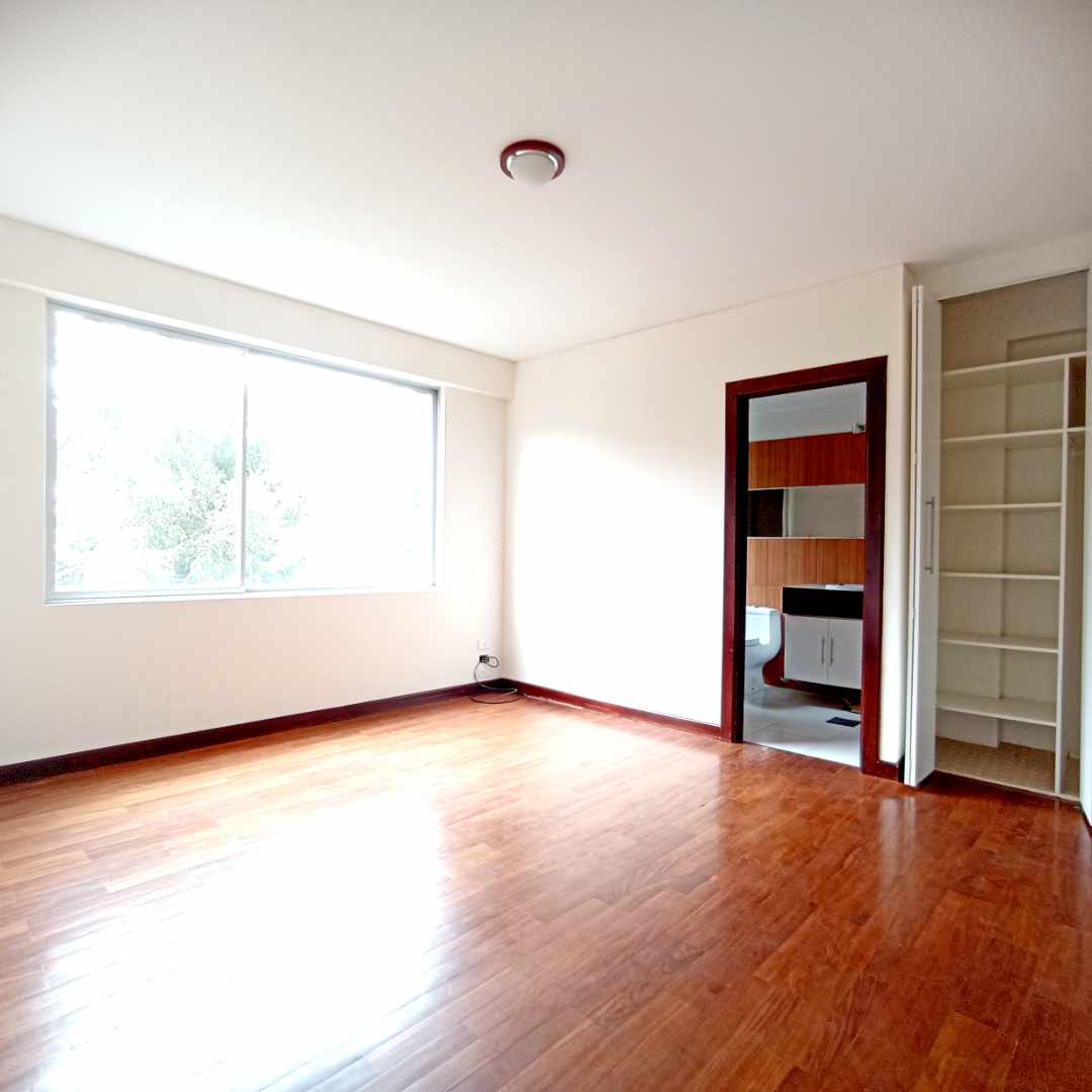 En Alquiler a Bs 3,500 Foto 21