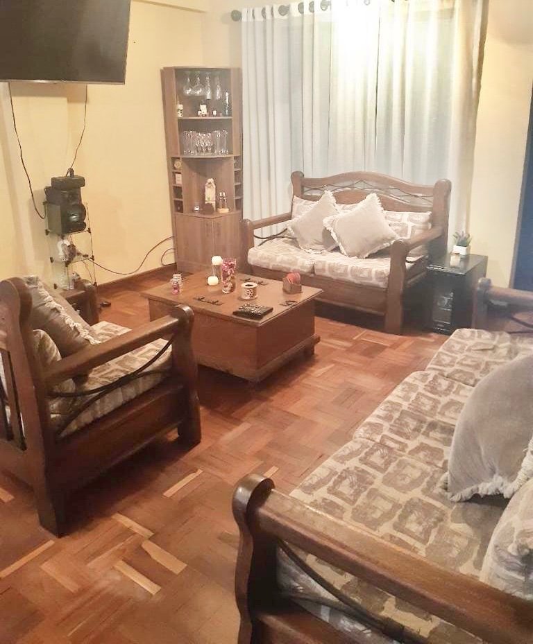 Departamento en AnticréticoCalle 16 de Obrajes  Hugo Ernest  3 dormitorios 3 baños 1 parqueos Foto 3