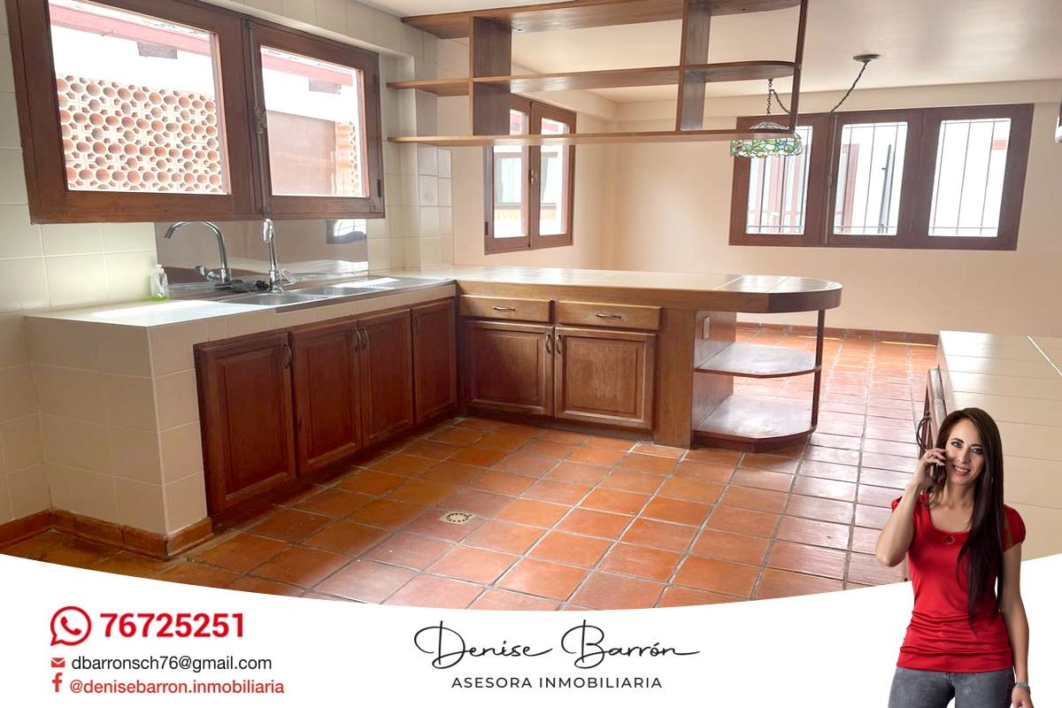 Casa en VentaACHUMANI 5 dormitorios 4 baños 3 parqueos Foto 3