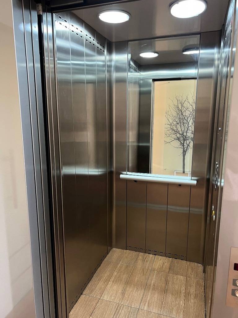 Oficina en AlquilerSAN MIGUEL, CALLE GABRIEL RENÉ MORENO 4 dormitorios 2 baños  Foto 6