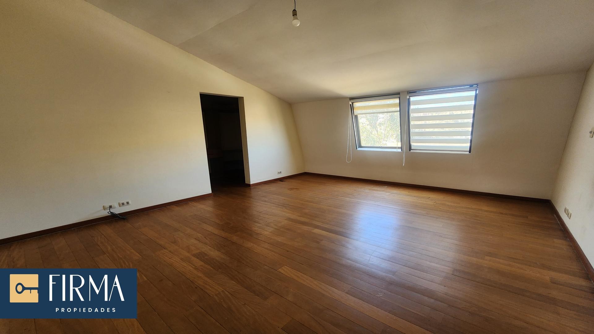 Departamento en VentaDUPLEX EN VENTA, ACHUMANI Foto 4
