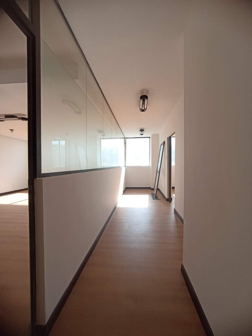 Oficina en VentaEl Prado  1 dormitorios 3 baños  Foto 7