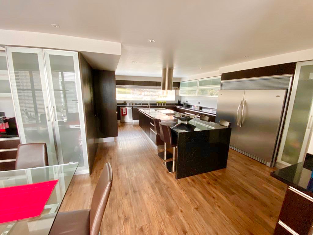 Casa CASA VACÍA O AMOBLADA DE 4 DORMITORIOS EN ALQUILER, CALACOTO  Foto 6