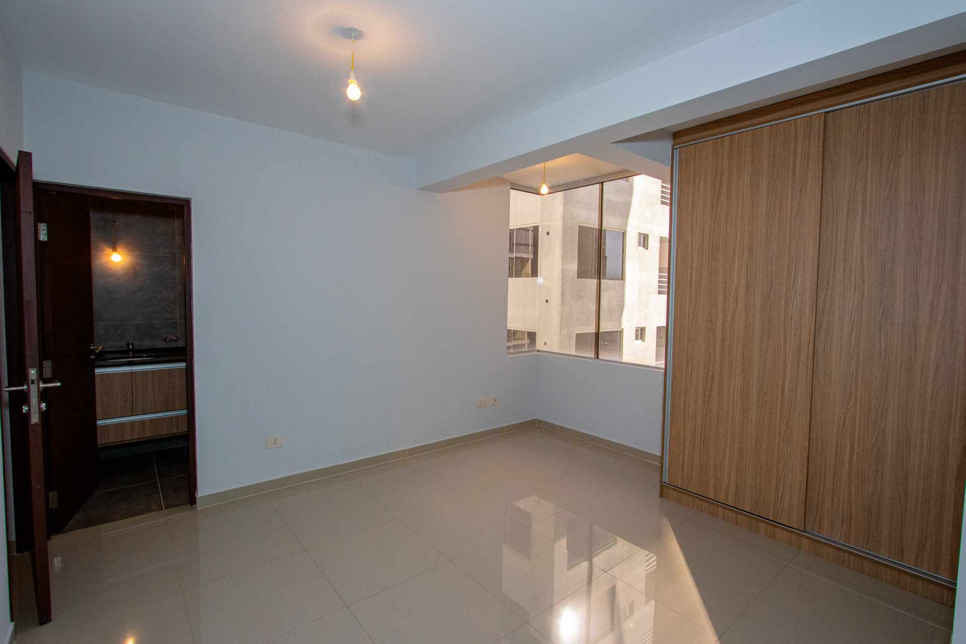 Departamento en Sarco en Cochabamba 4 dormitorios 3 baños 2 parqueos Foto 10