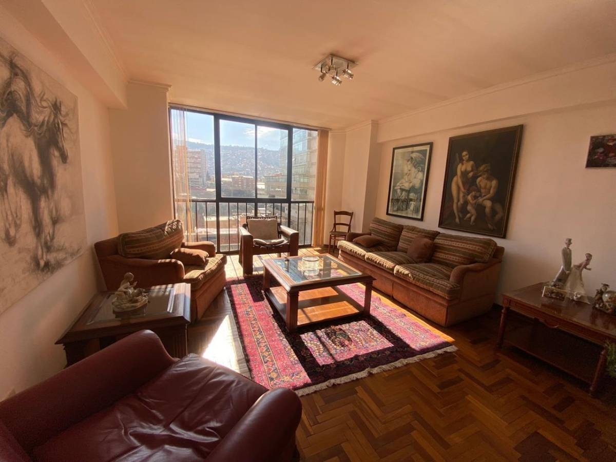 Departamento en San Jorge en La Paz 4 dormitorios 4 baños 1 parqueos Foto 4