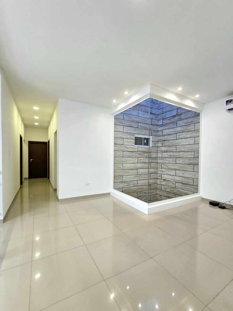 En Venta a $us 245,000 Foto 16