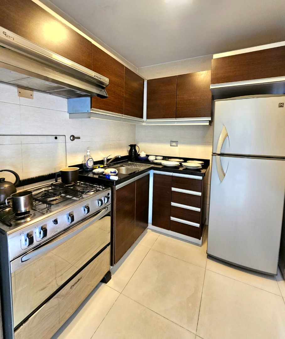 Departamento en AlquilerAv. Ejército Nacional- Zona Cine CENTER  1 dormitorios 1 baños 1 parqueos Foto 2
