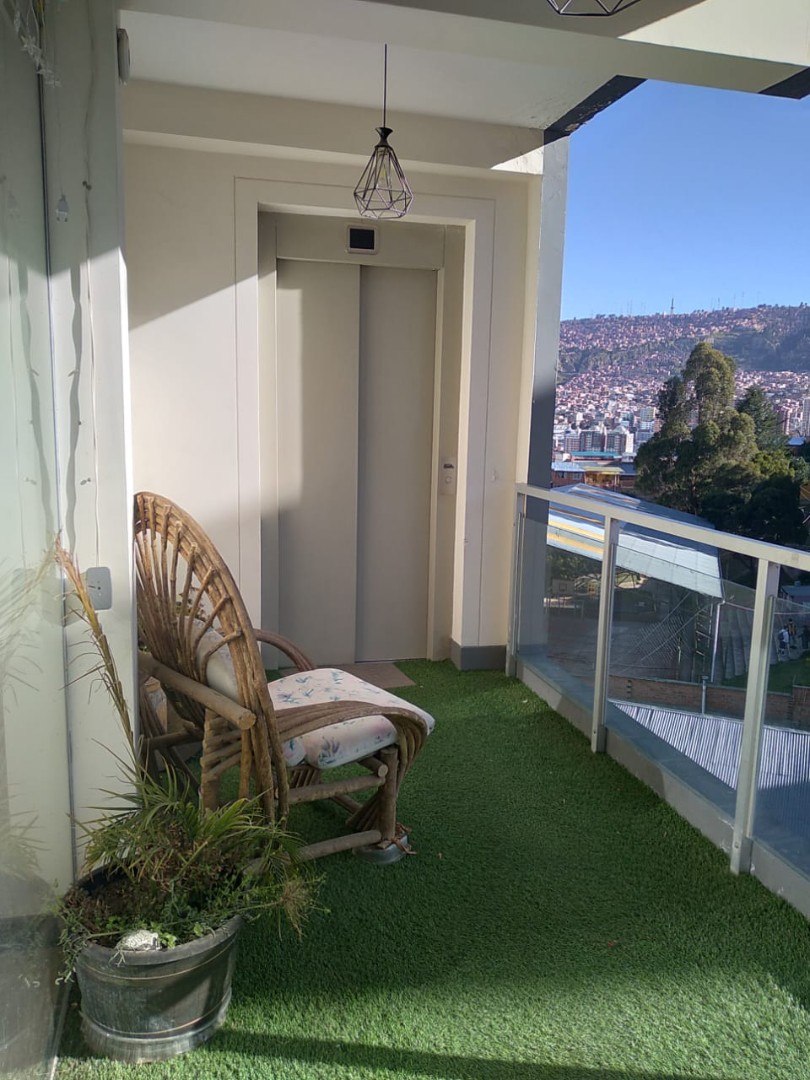 Departamento en Miraflores en La Paz 3 dormitorios 2 baños  Foto 5