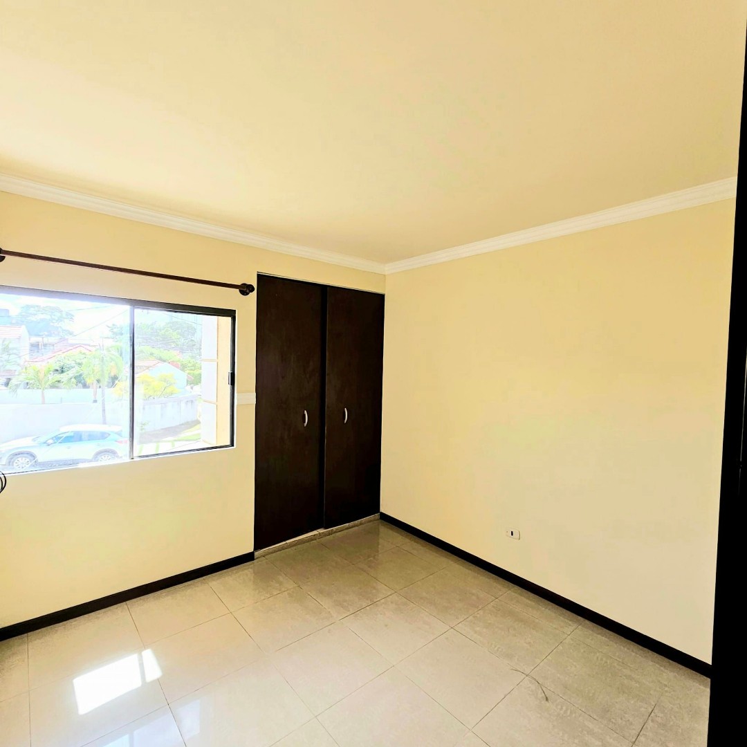 Departamento en AlquilerCOND. GENESIS - AV. BANZER 7MO ANILLO- LINDO DEPARTAMENTO Foto 10