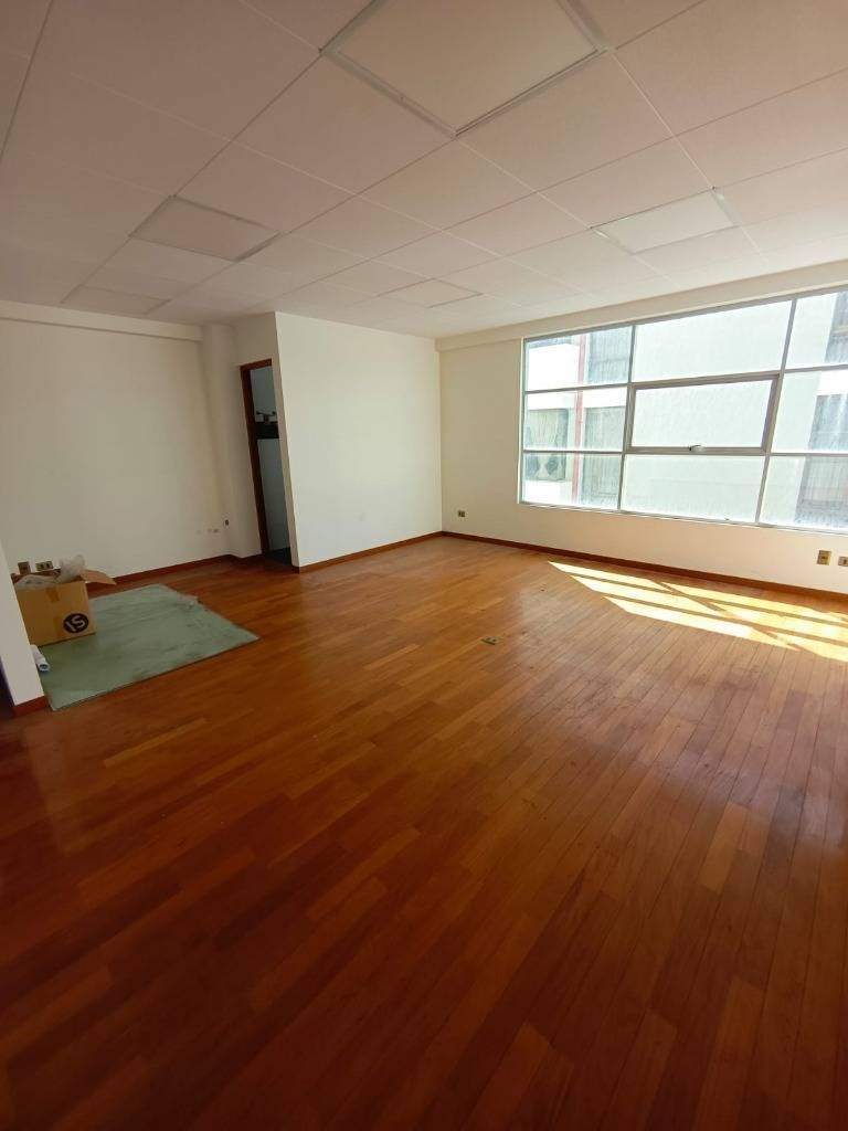 Oficina en AlquilerSAN MIGUEL,  AV. MONTENEGRO 1 dormitorios 1 baños  Foto 8