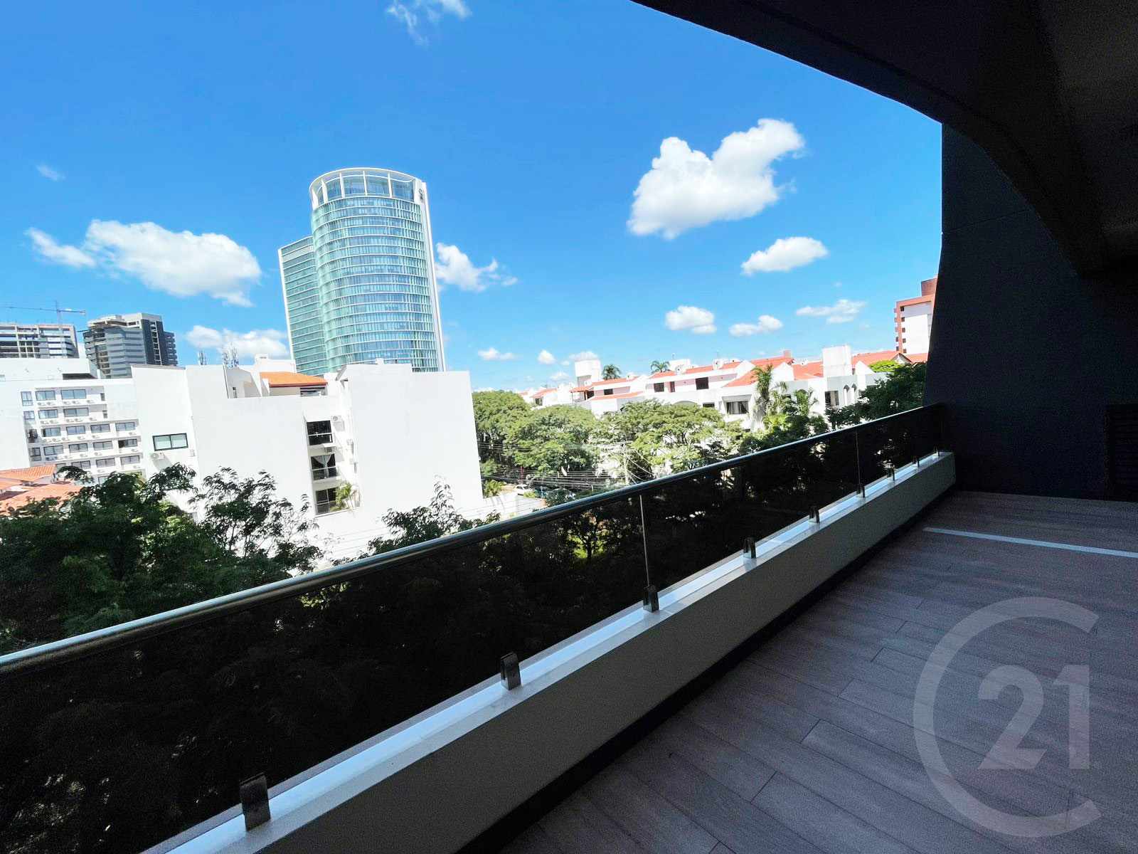 Departamento en Equipetrol en Santa Cruz de la Sierra 2 dormitorios 2 baños 1 parqueos Foto 7