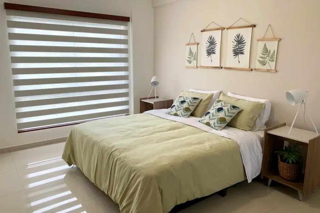 Departamento en Equipetrol en Santa Cruz de la Sierra 2 dormitorios 2 baños  Foto 12