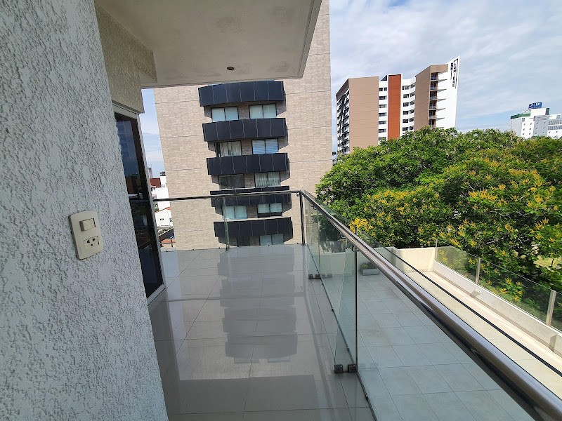 Departamento en Equipetrol en Santa Cruz de la Sierra 2 dormitorios 3 baños 1 parqueos Foto 10