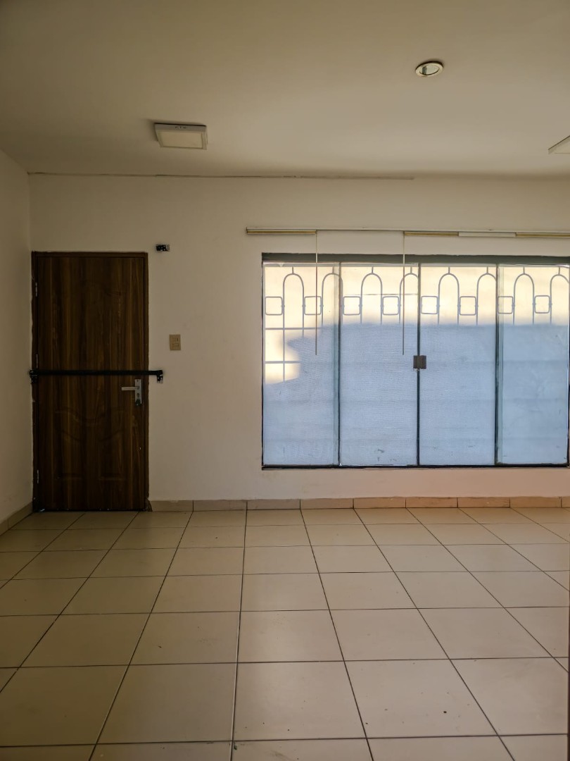 Casa en Centro en Santa Cruz de la Sierra 5 dormitorios 2 baños  Foto 15