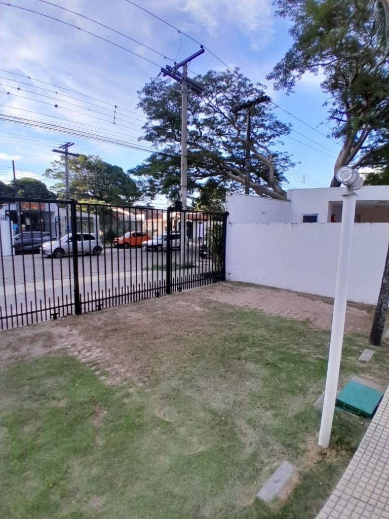 Departamento Av. Beni entre primer y segundo anillo Foto 4